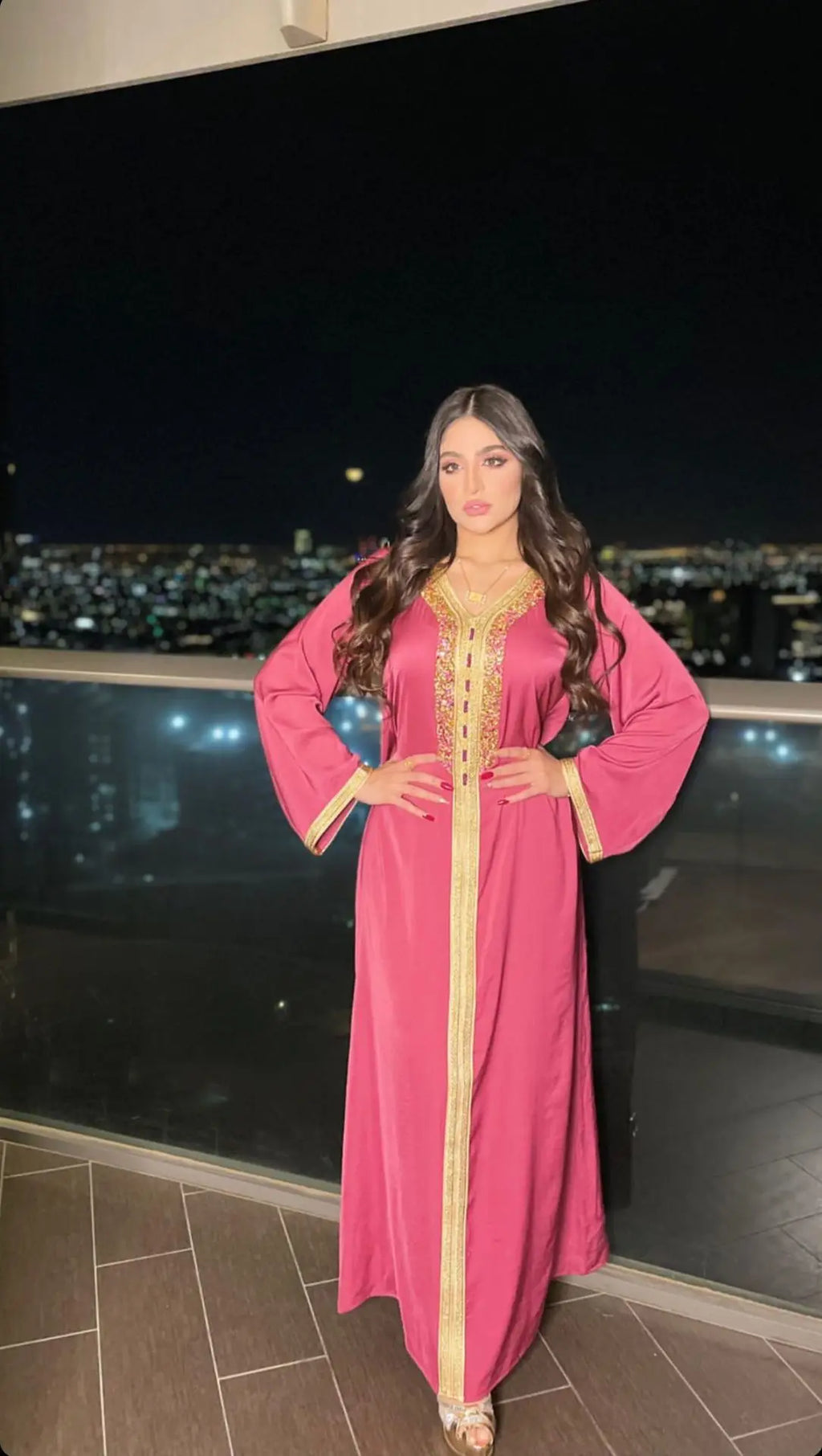Abaya musulmana per le donne Dubai Jalabiya Abito lungo Abbigliamento islamico Abiti da sera Turchia Moda di lusso Diamante Kaftan Robe Femme